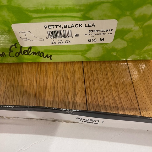 Sam Edelman short boots - Picture 7 of 7